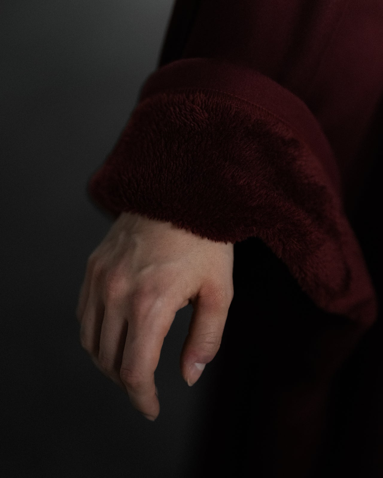 Imperial Cloak - Crimson Dusk